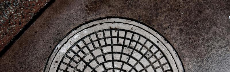 gray manhole cover