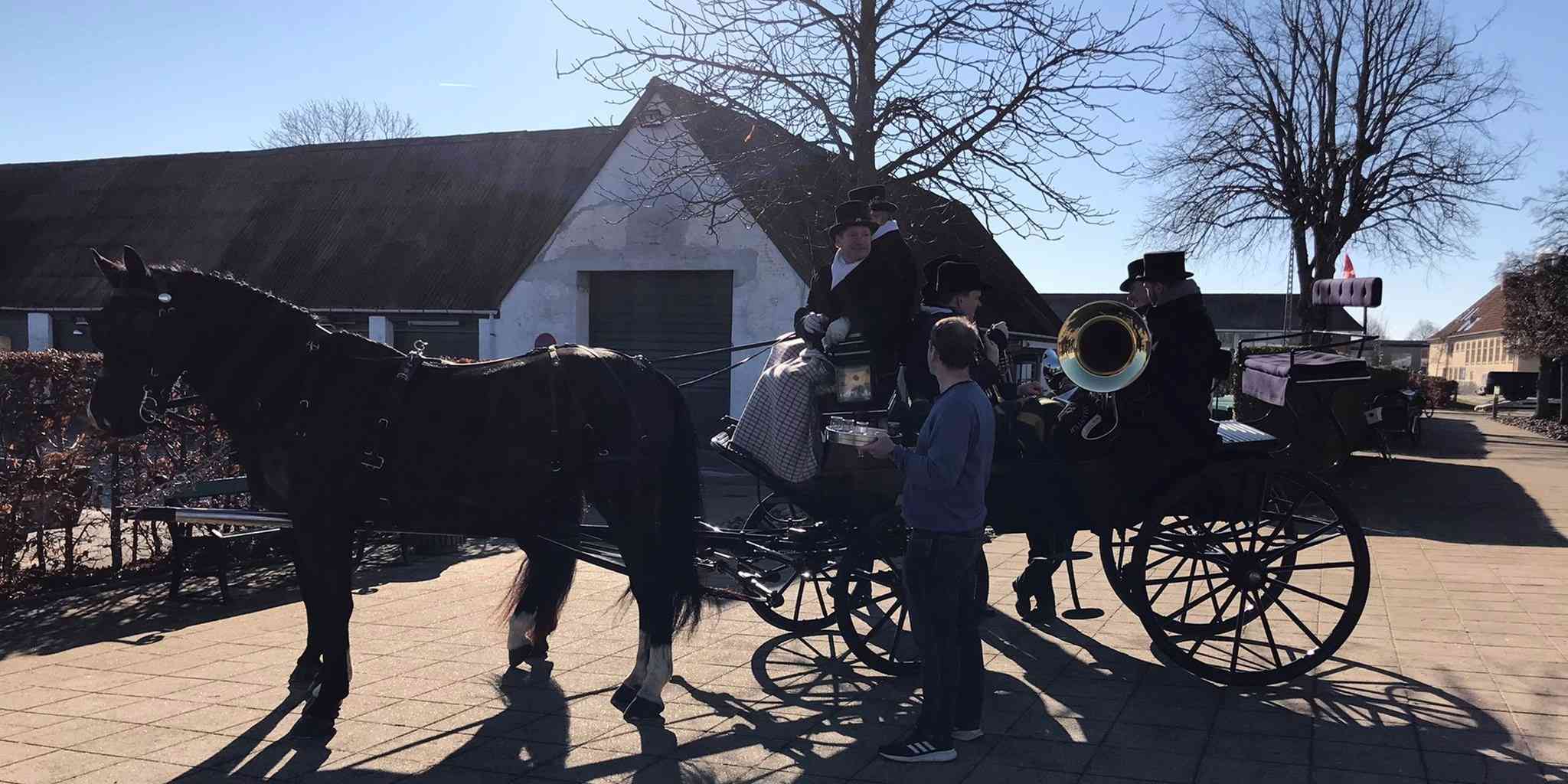 Ryttervisit ved Dragør Rådhus